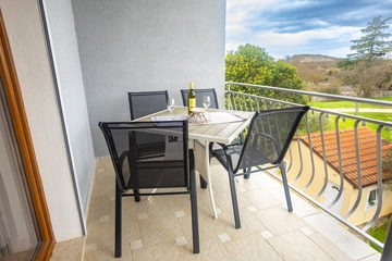 Two-Bedroom Apartment in Kanfanar with Shared Pool