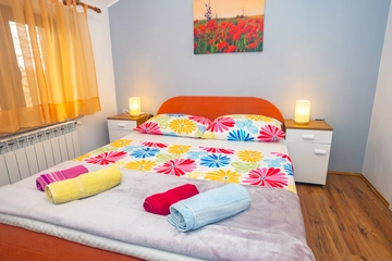 Two-Bedroom Apartment in Kanfanar with Shared Pool