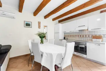 Milotski Breg Holiday House with Pool