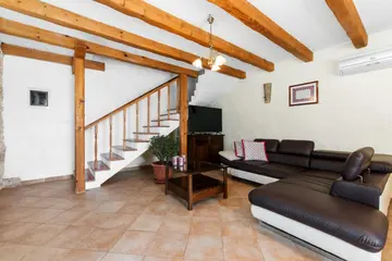 Milotski Breg Holiday House with Pool