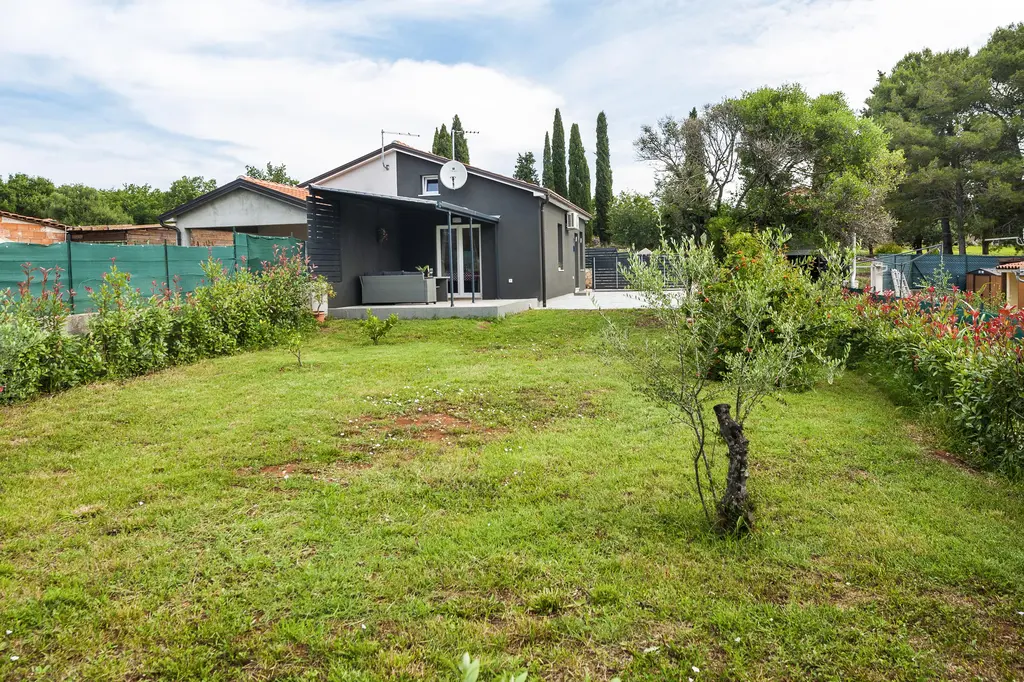 Holiday House in Rovinj for 4 Guests