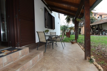 Ground-Floor Apartment with Terrace in Rovinj