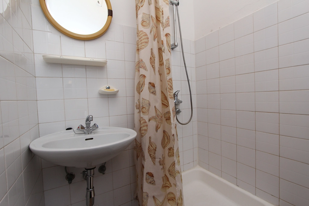 Three-Bedroom Apartment in Rovinj for 6