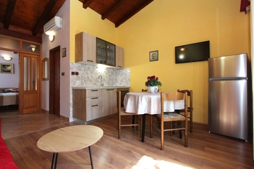 Apartment for 2 Guests with Terrace in Rovinj