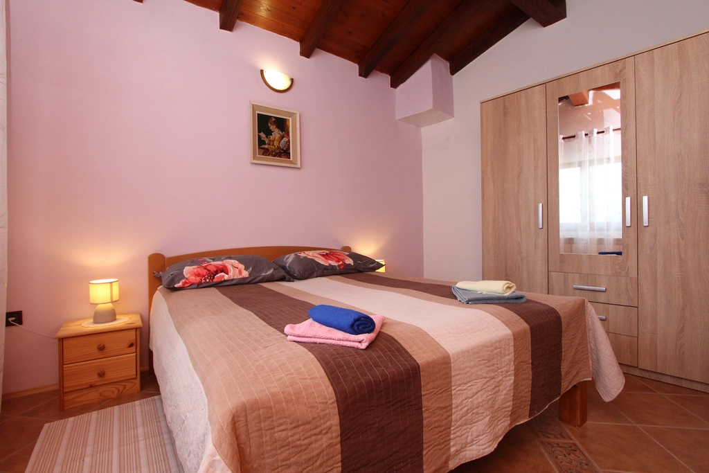 Apartment for 2 Guests with Terrace in Rovinj