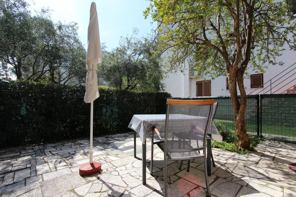 Apartment for 2 Guests with Terrace in Rovinj