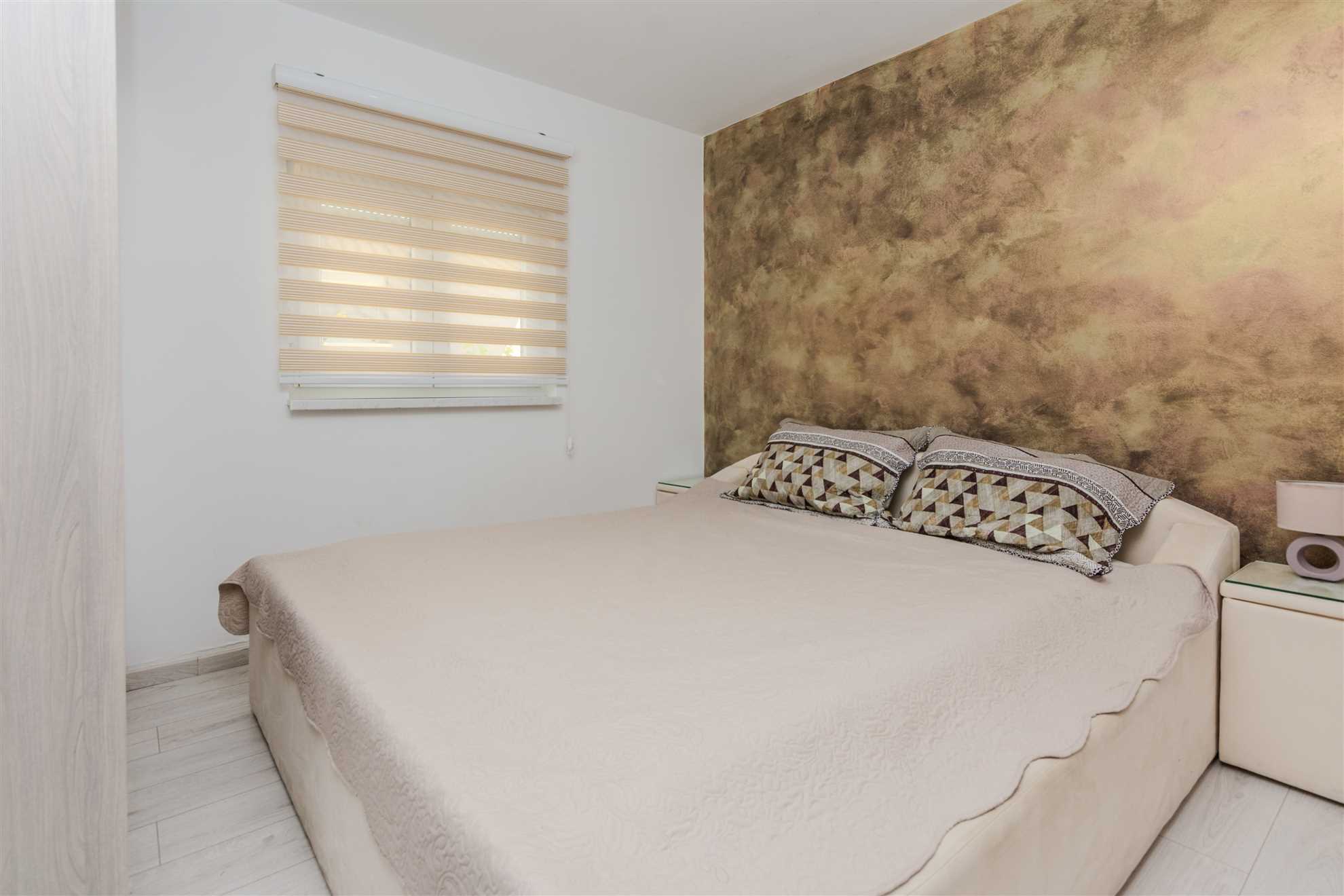 Luxurious apartment for 4-6 persons | just 30 from beach | fully equipped