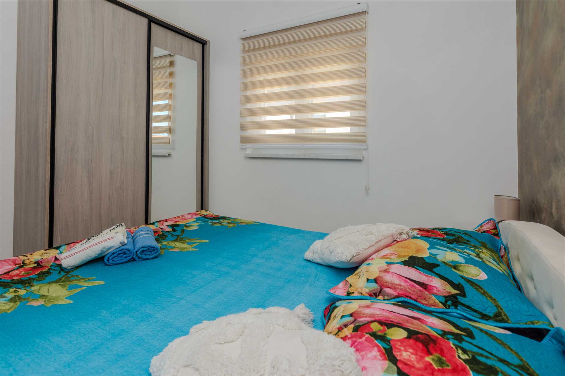 Modern apartment jus 30 m from beach | für 4-6 Personen | air conditioning, satellite tv, WiFi