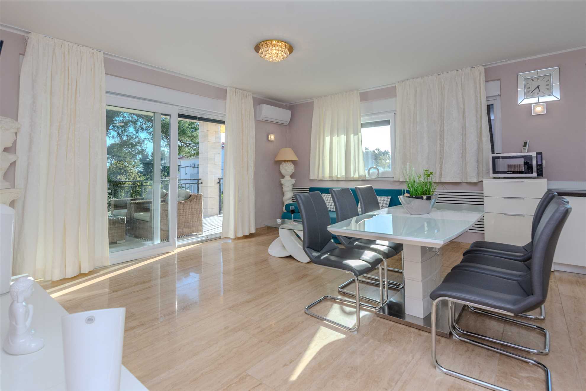 4 stars apartment | 200 m from beach | luxurious for 4-6 persons | fully equipped
