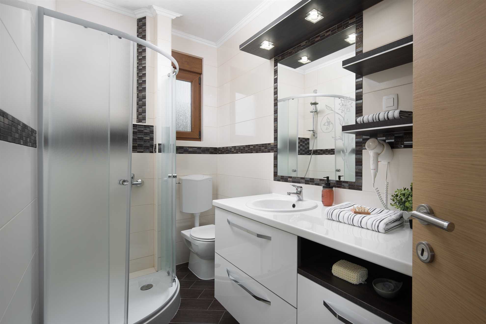 DeLux Villa - 6 apartmana | Bazen | 20-28 per