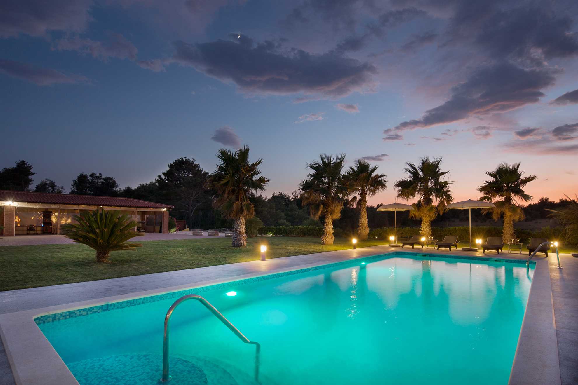 DeLux Villa - 6 apartmana | Bazen | 20-28 per