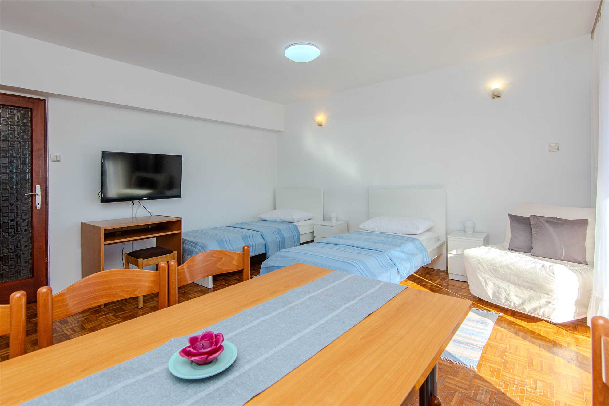 Beachfront | Sea view | For 4 persons