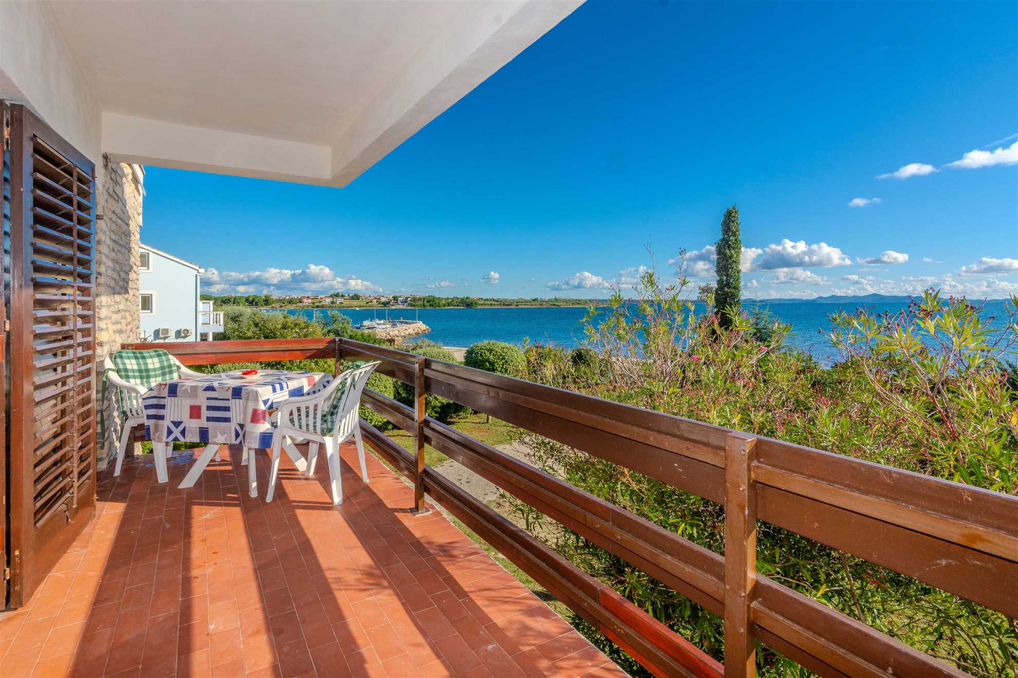 Direktno na plaži  | Pogled na more | Za 4 osobe