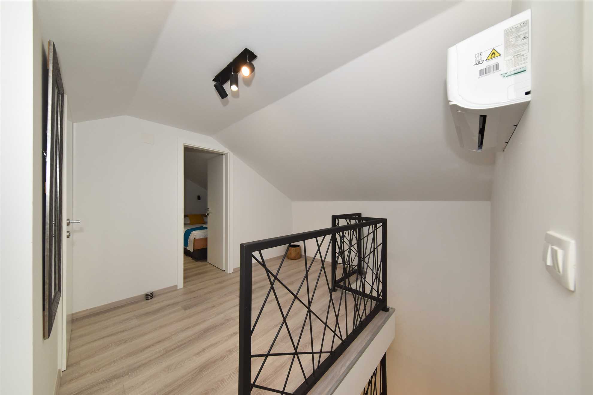 Kuća za odmor | Jacuzzi | Za 6 osoba | Novo i moderno uređeno