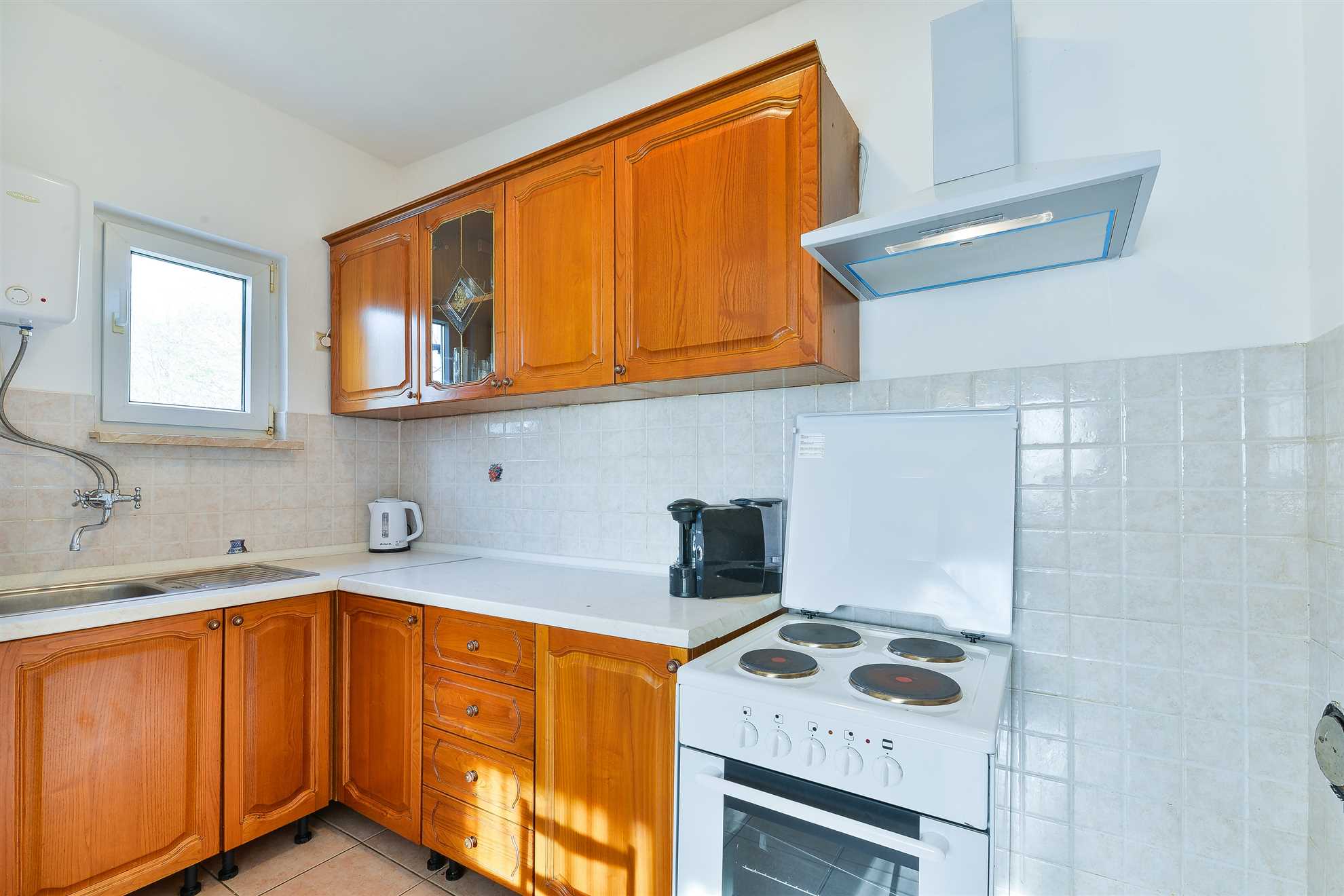 Apartment ideal for 6 persons | Just 20 m from center | Air conditioning, internet, SAT TV, grill