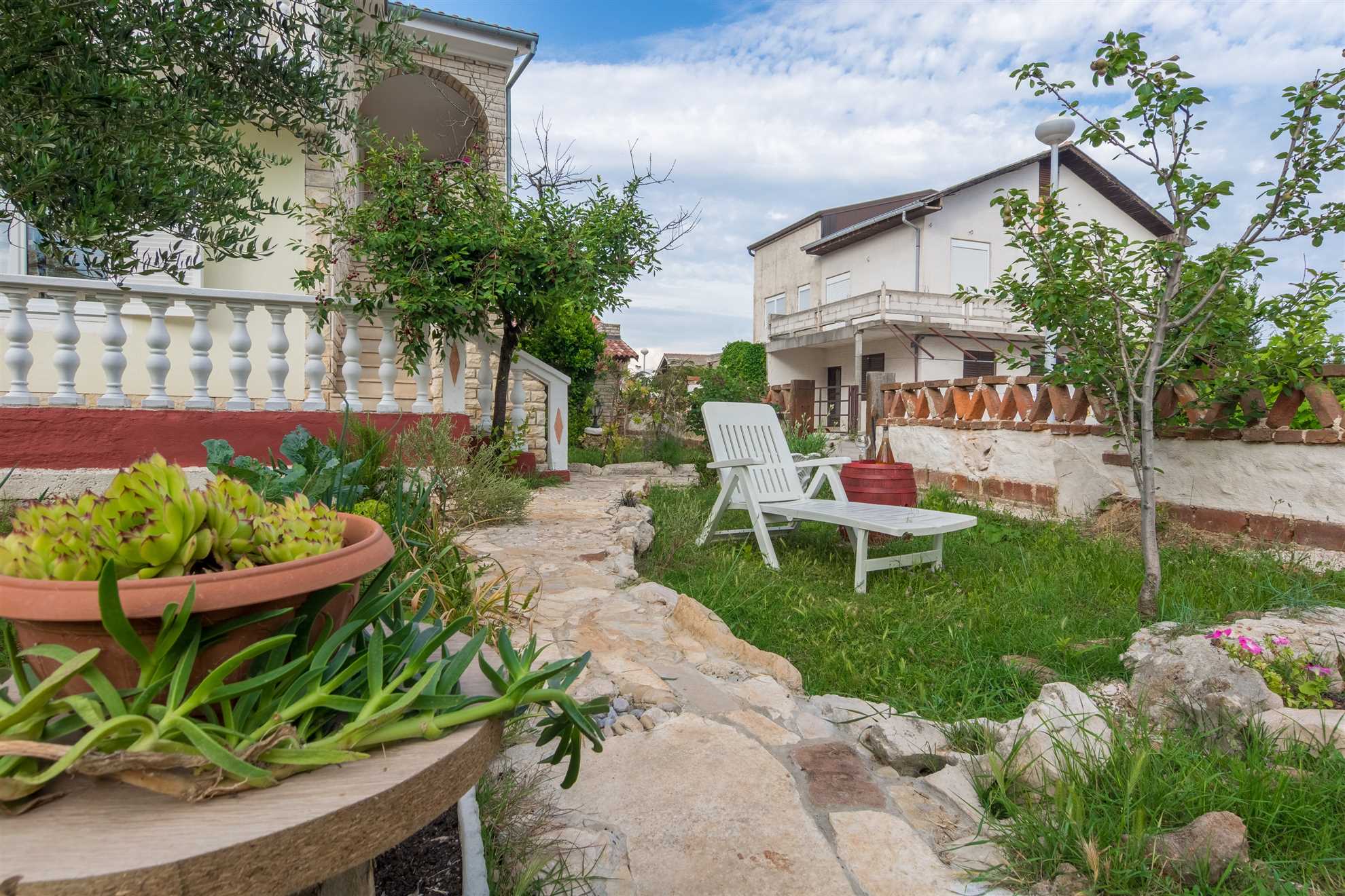 Apartment ideal for 6 persons | Just 20 m from center | Air conditioning, internet, SAT TV, grill