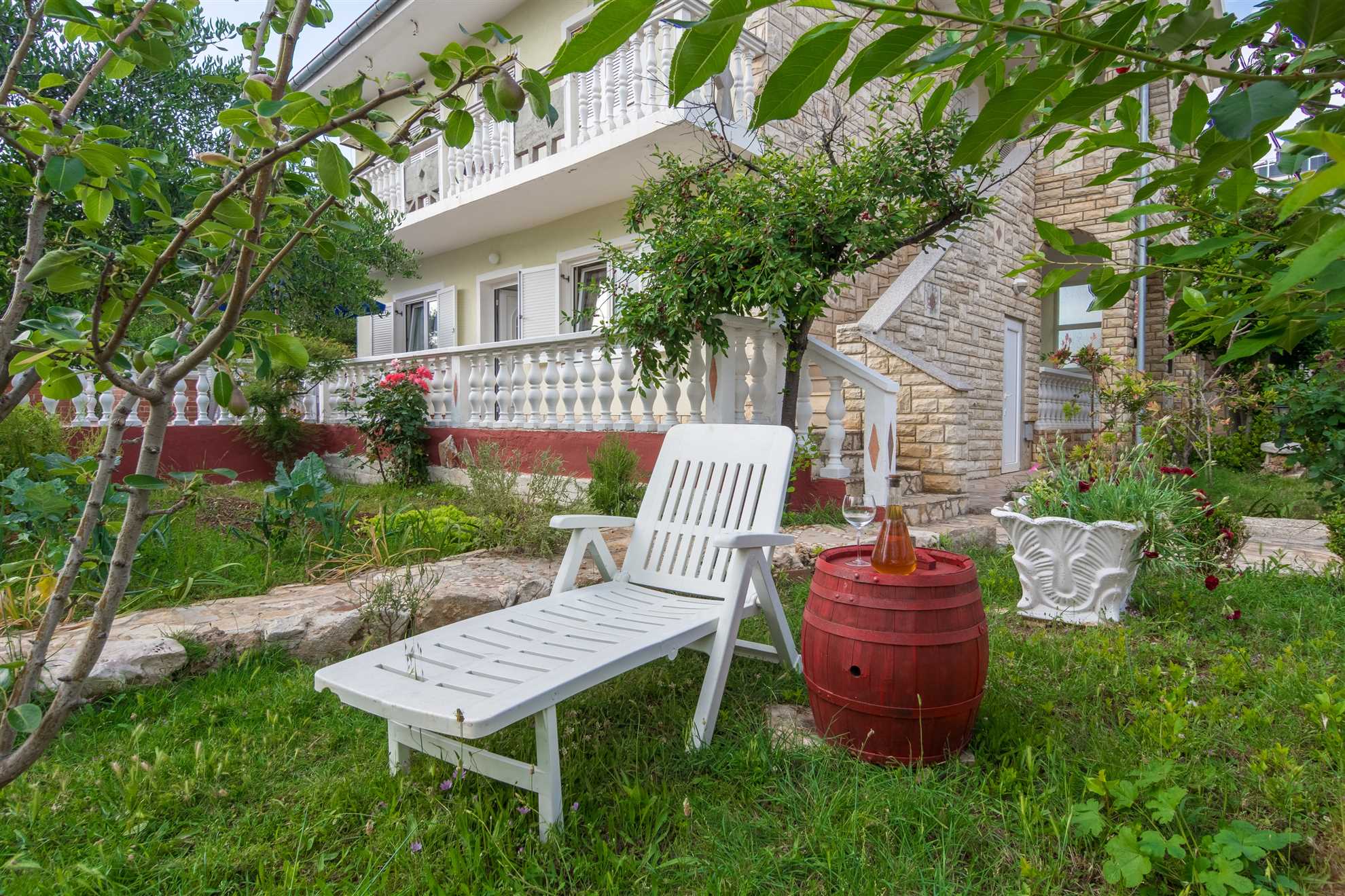 Apartment ideal for 6 persons | Just 20 m from center | Air conditioning, internet, SAT TV, grill
