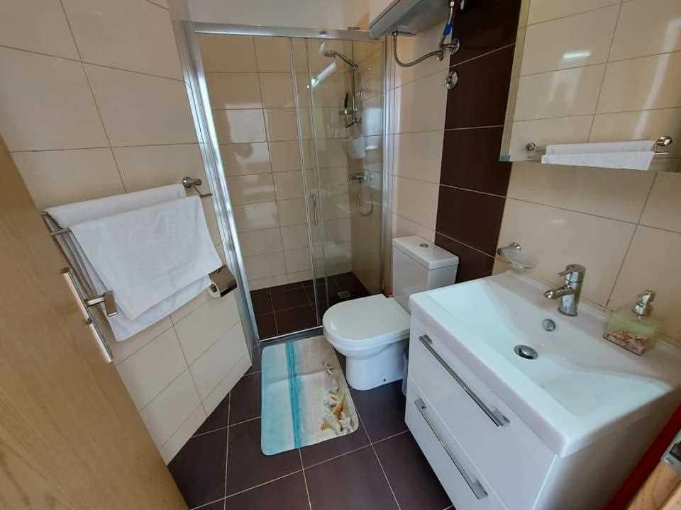 Kompletno opremljen sa pogledom na more | Uz plažu | Za 2-4 osobe