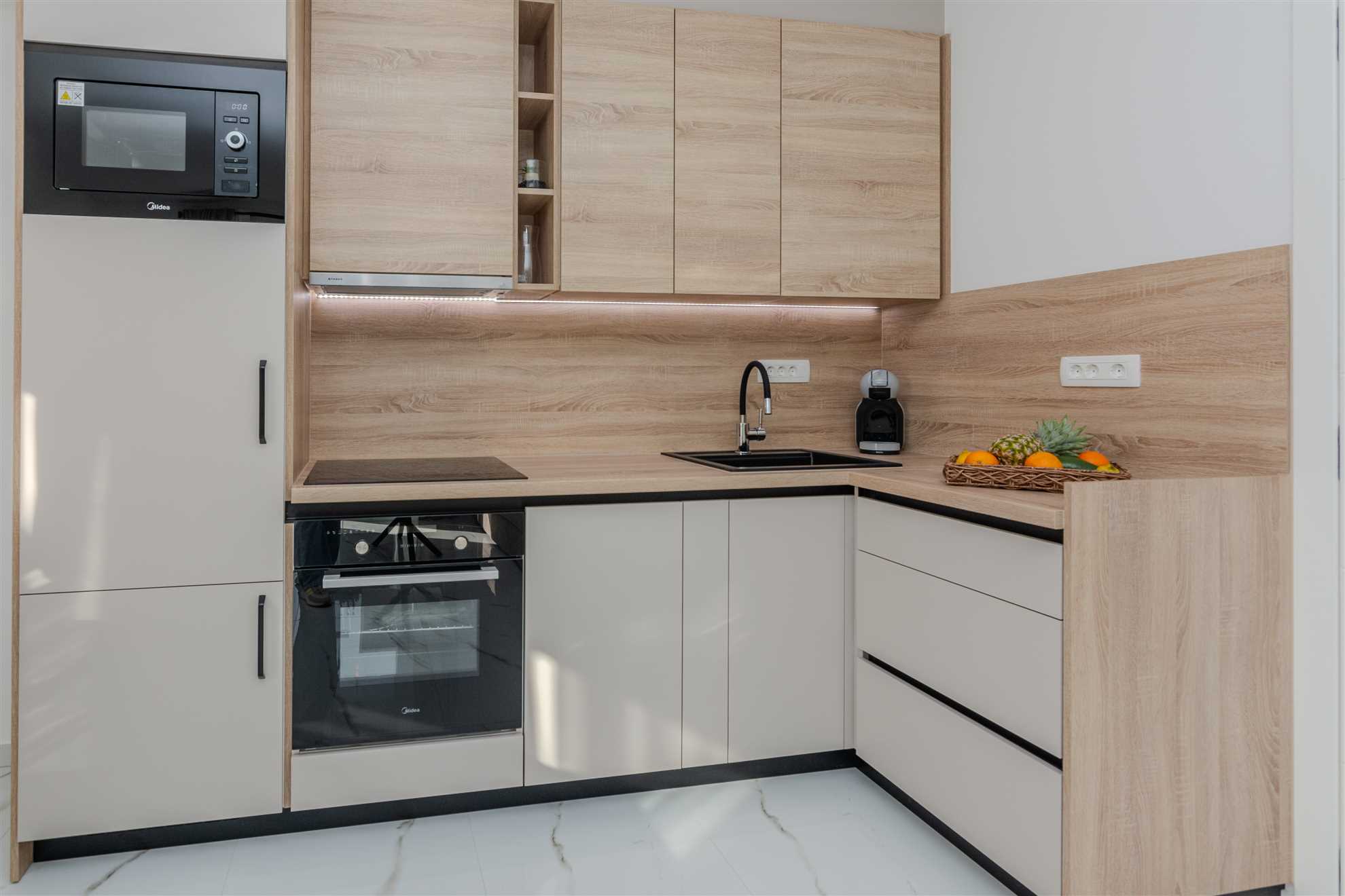 New and modern apartment for 4 persons, sea view  70 m from the beach