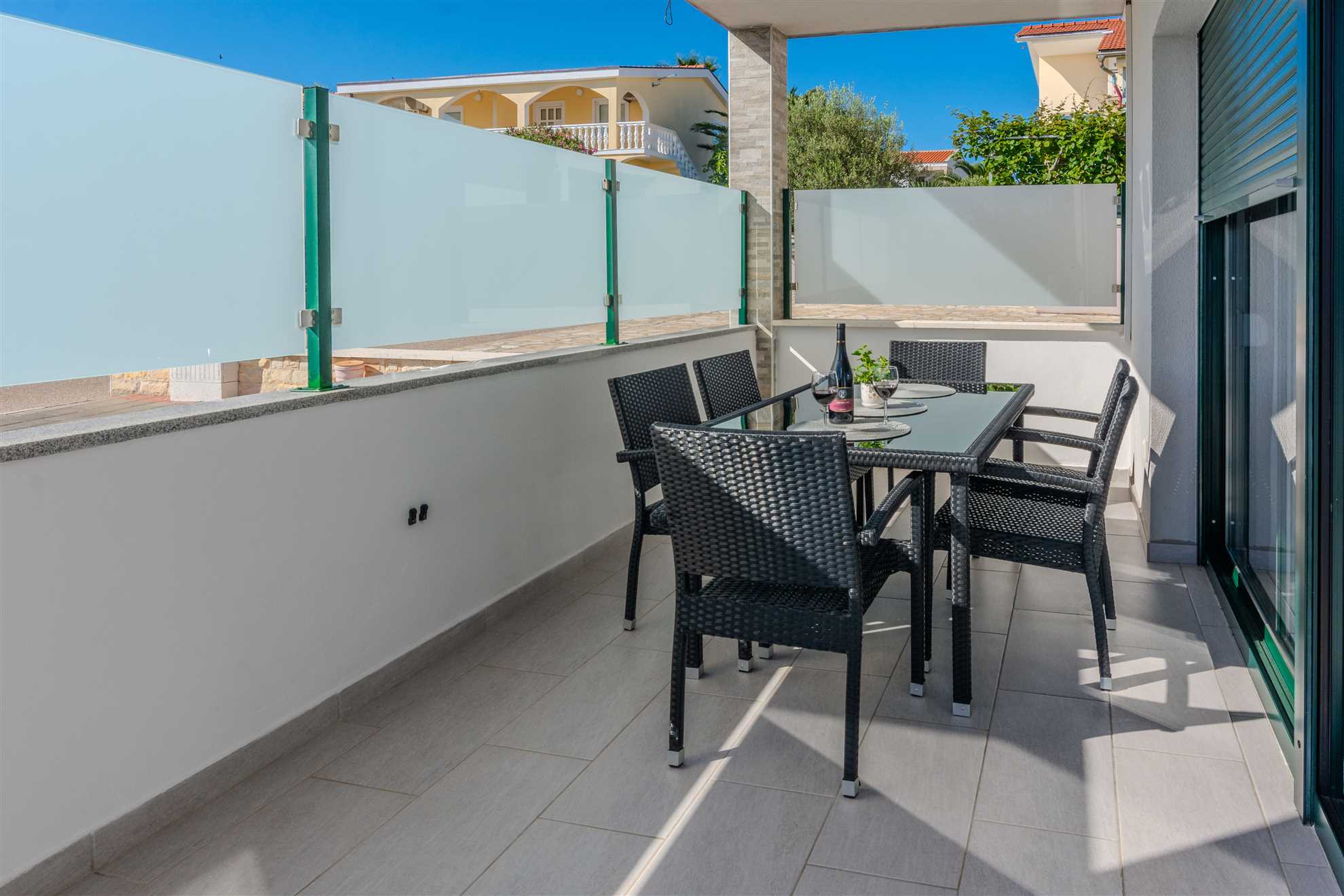 Apartment in a quiet area | for 2-4 persons | 200 m from the sea