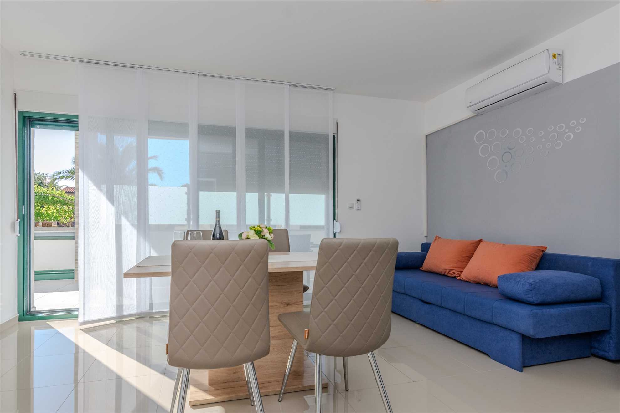 Apartment in a quiet area | for 2-4 persons | 200 m from the sea