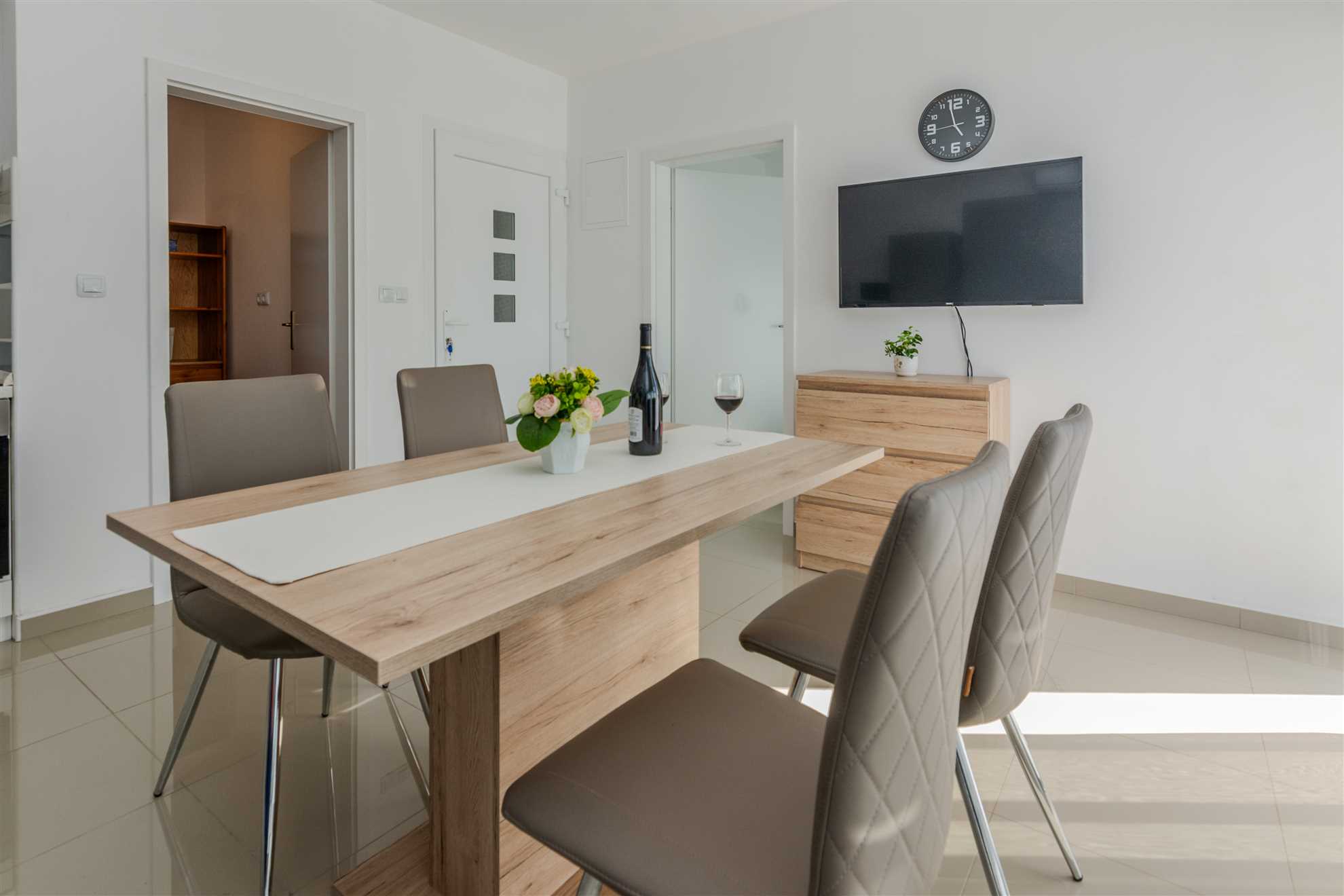 Apartment in a quiet area | for 2-4 persons | 200 m from the sea