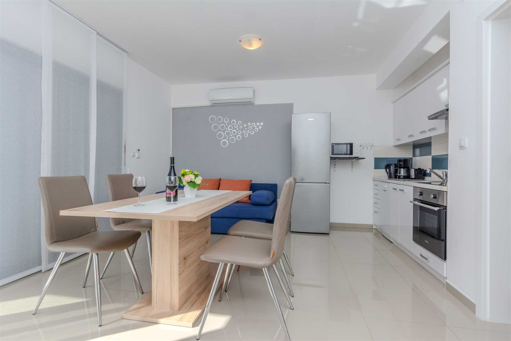 Apartment in a quiet area | for 2-4 persons | 200 m from the sea