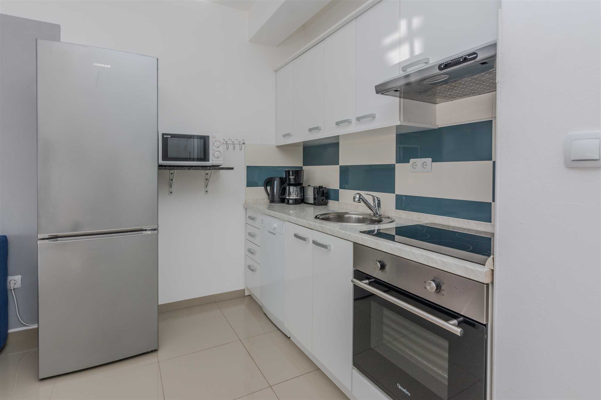 Apartment in a quiet area | for 2-4 persons | 200 m from the sea