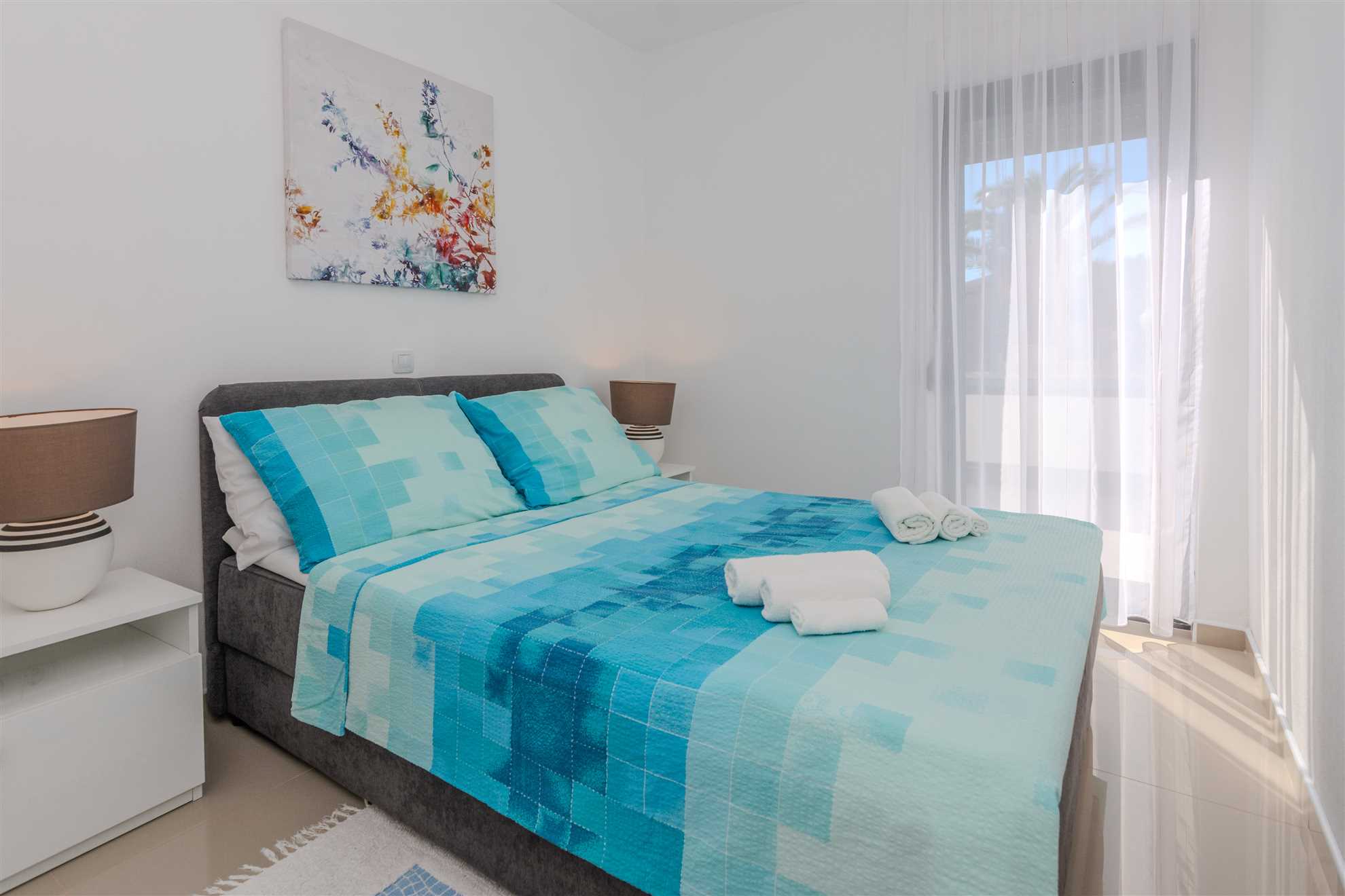 Apartment in a quiet area | for 2-4 persons | 200 m from the sea