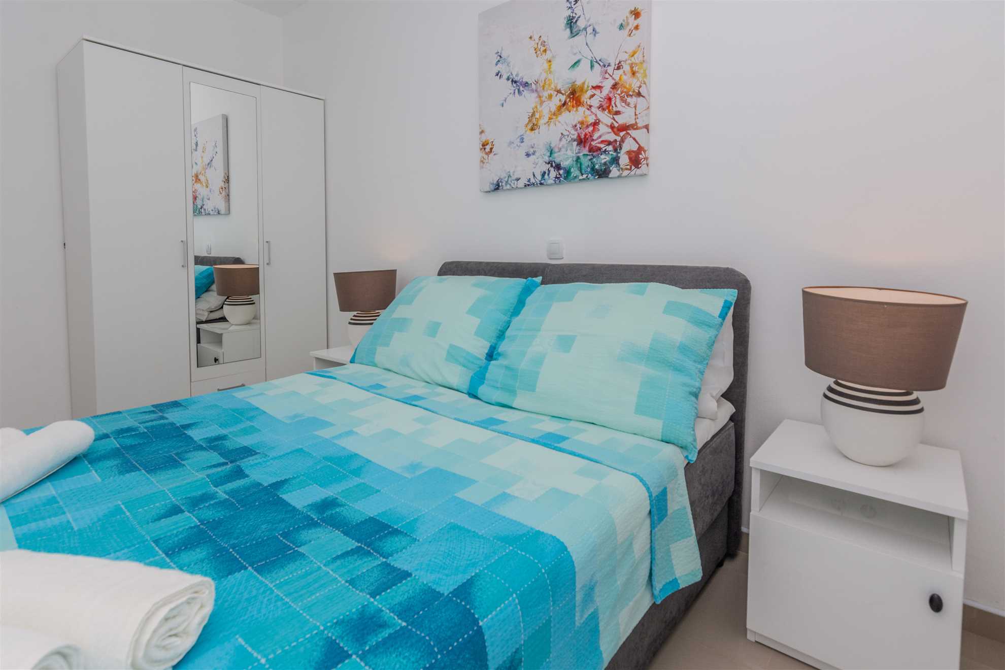 Apartment in a quiet area | for 2-4 persons | 200 m from the sea