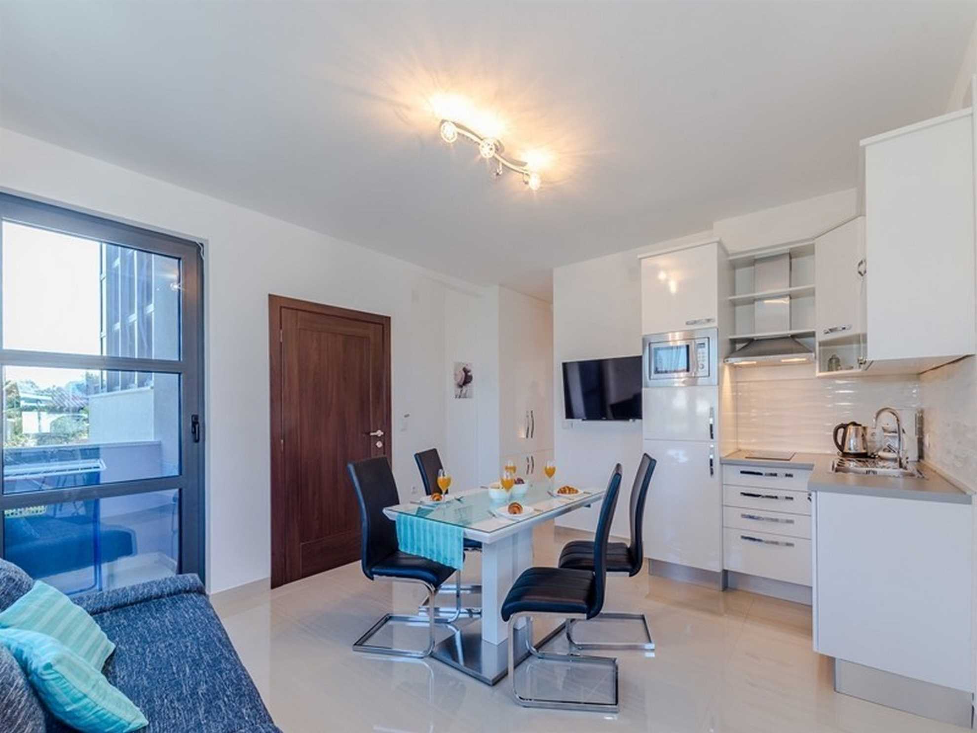 Apartment in a quiet area | for 2-4 persons | 200 m from the beach