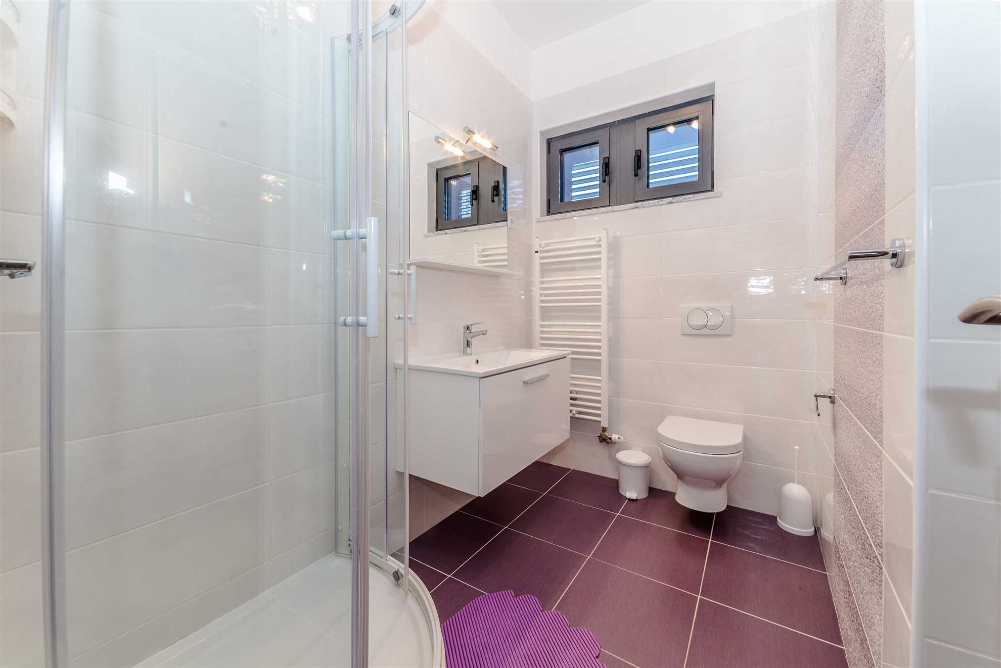 Modern apartment | ideal for 2-4 persons | 200 m from the centre