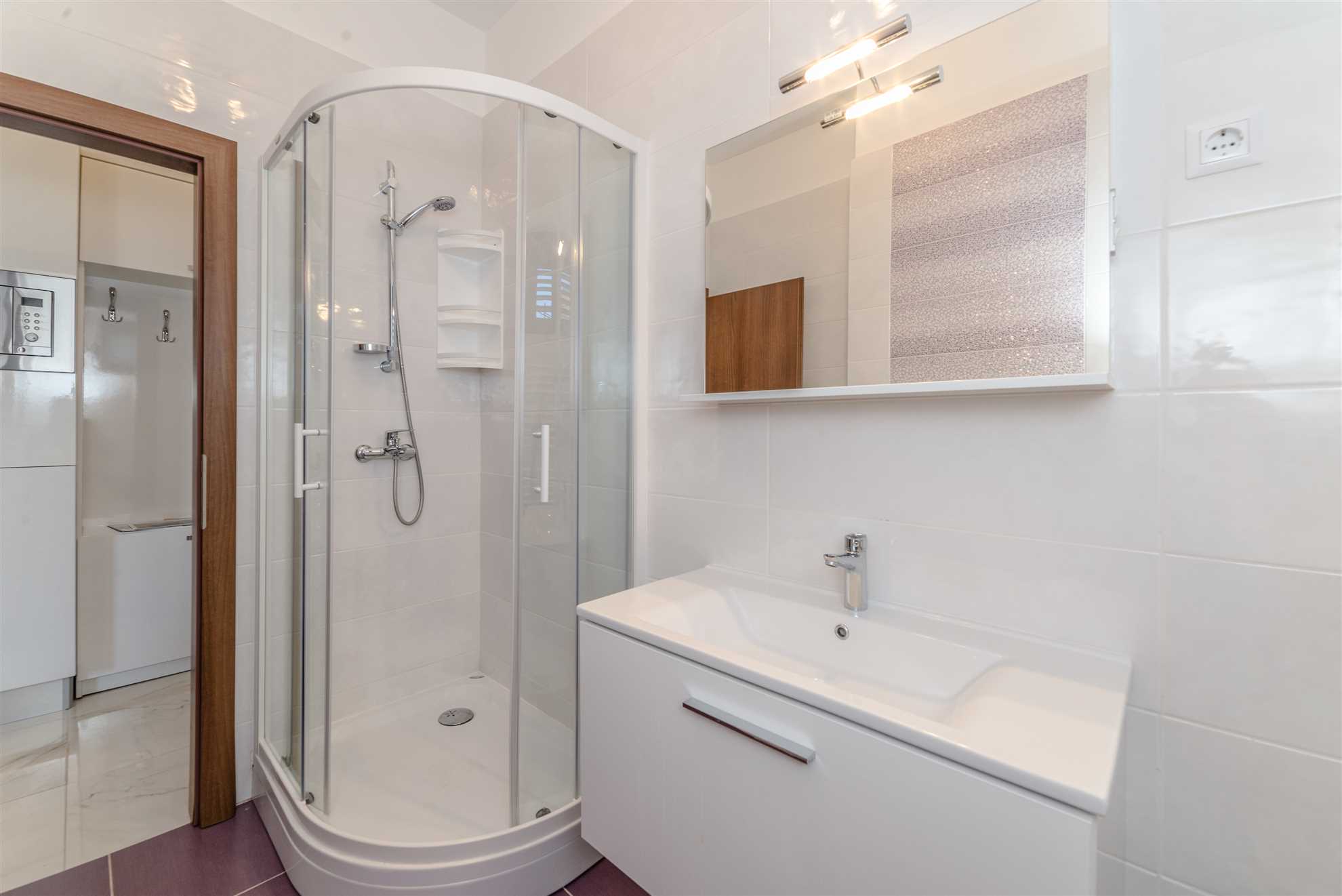 Modern apartment | ideal for 2-4 persons | 200 m from the centre