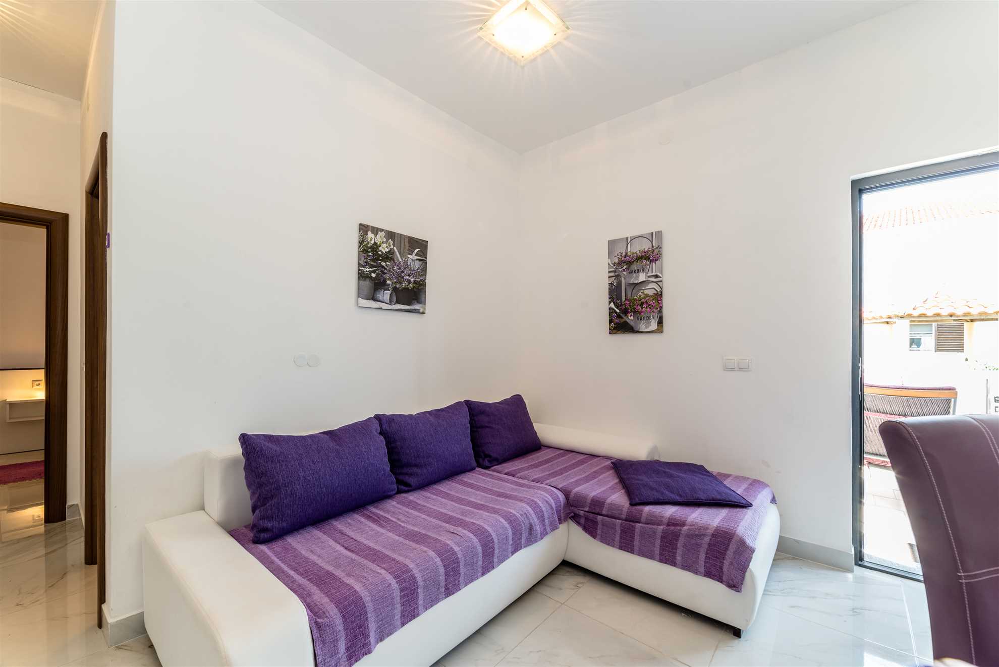 Modern apartment | ideal for 2-4 persons | 200 m from the centre