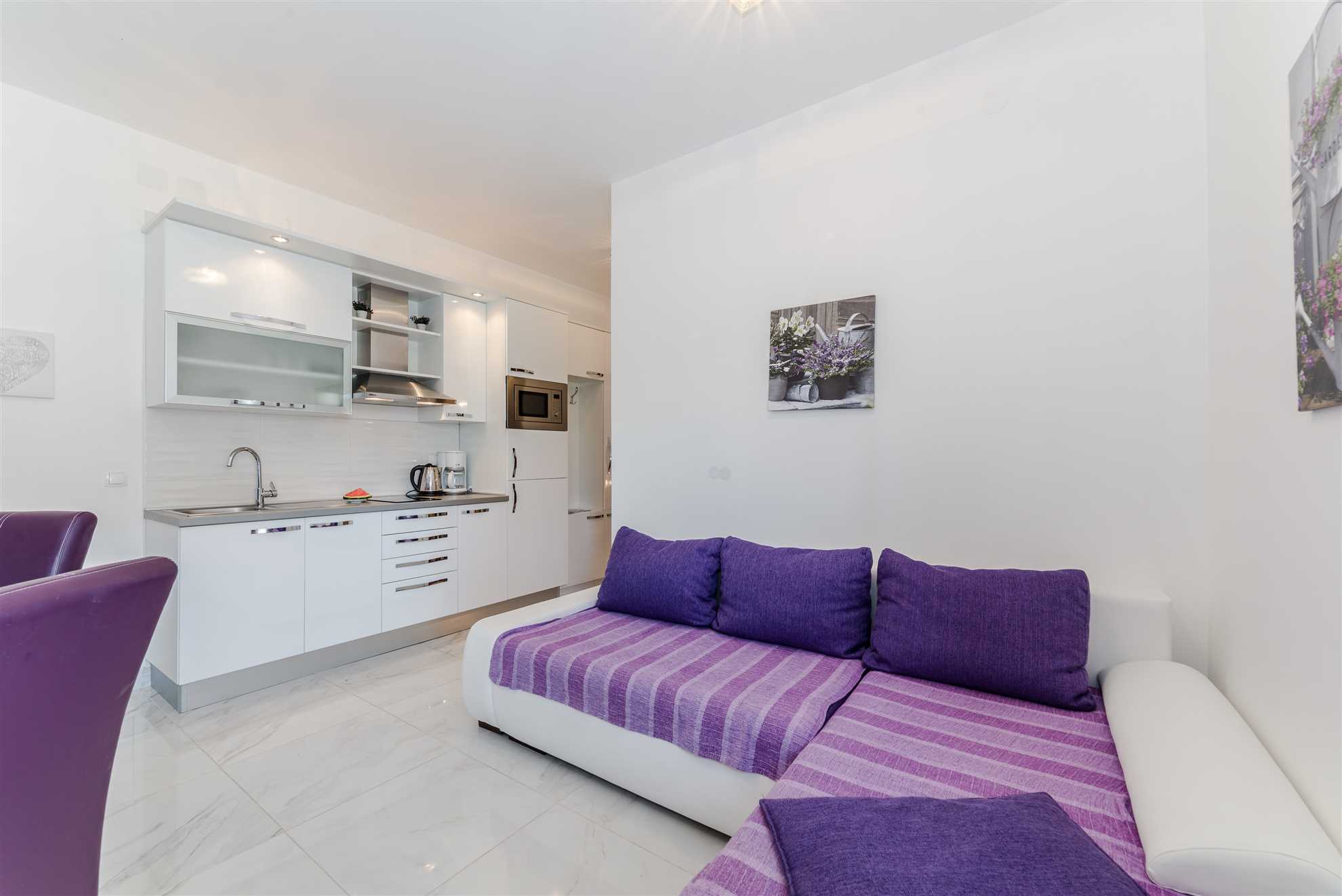 Modern apartment | ideal for 2-4 persons | 200 m from the centre