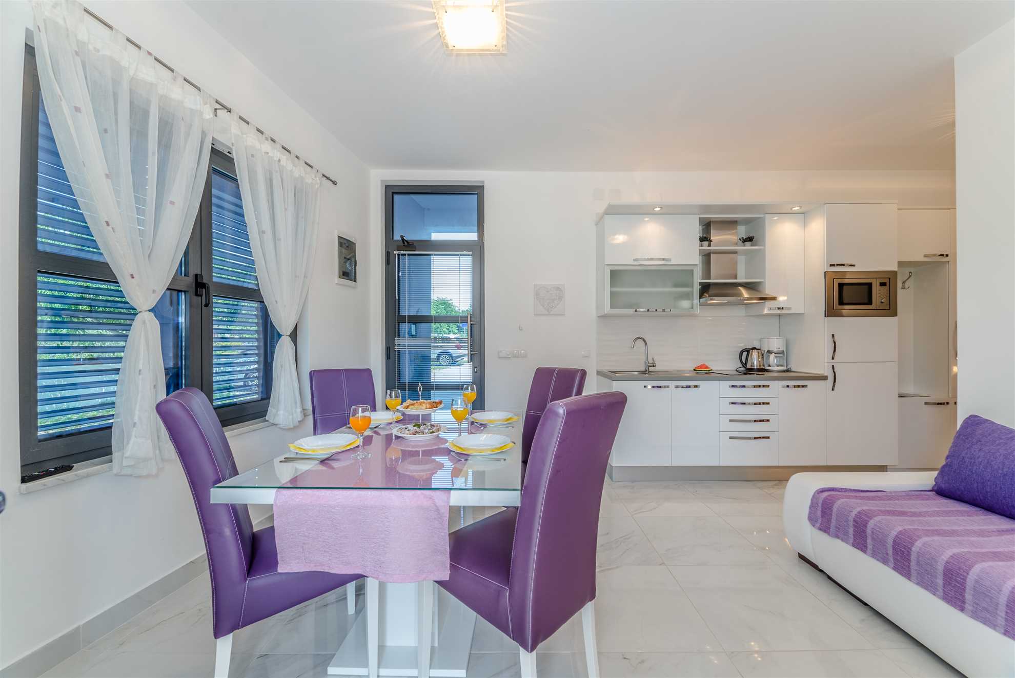 Modern apartment | ideal for 2-4 persons | 200 m from the centre