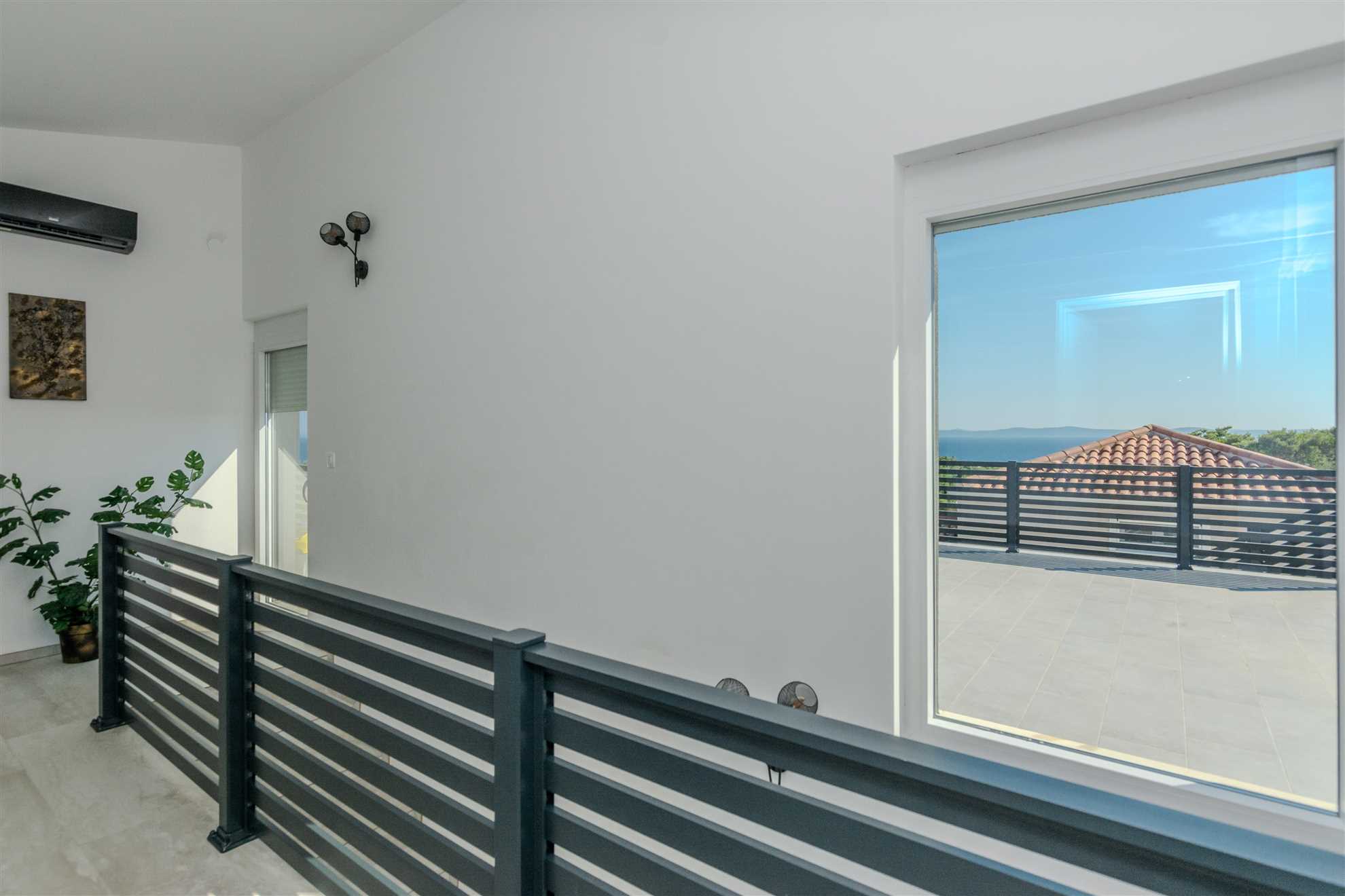 Villa s pogledom na more | 6-8 osoba | Privatni bazen | Moderan dizajn