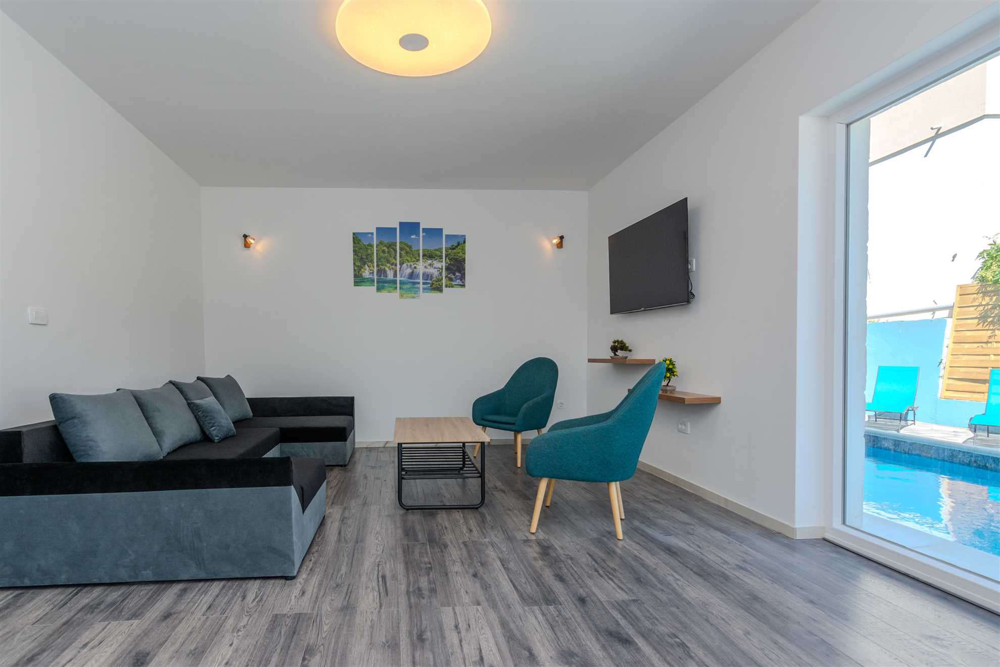 Modern villa for 8-10 persons | Heated pool | Fully equipped