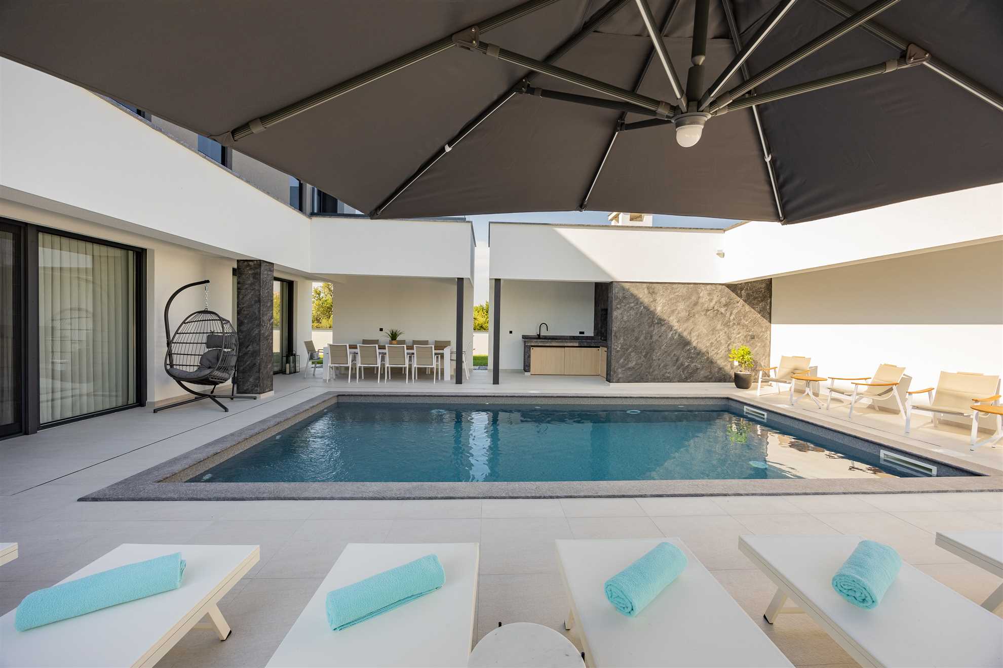 Modern villa with sea view | Private pool | for 10 persons