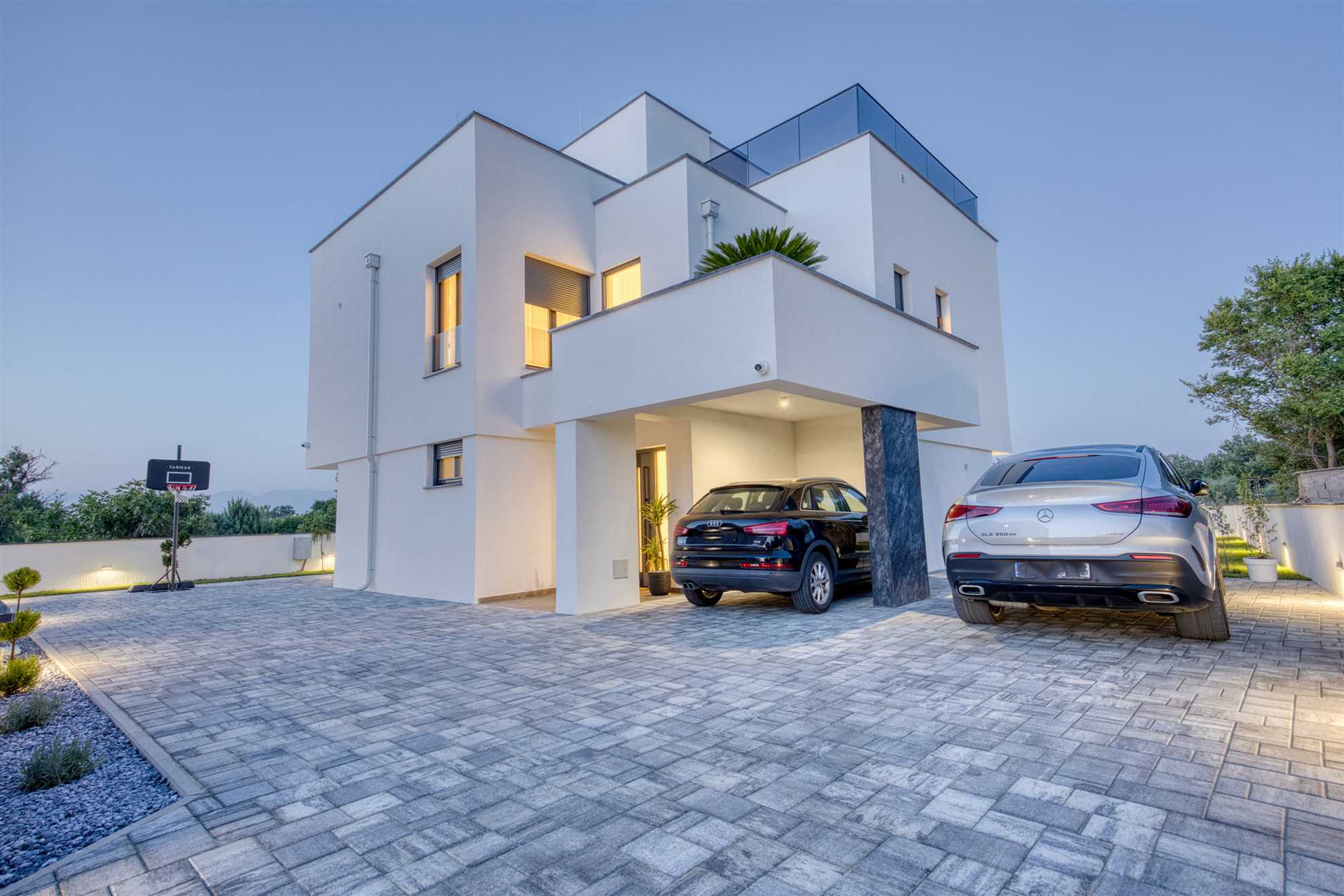 Modern villa with sea view | Private pool | for 10 persons