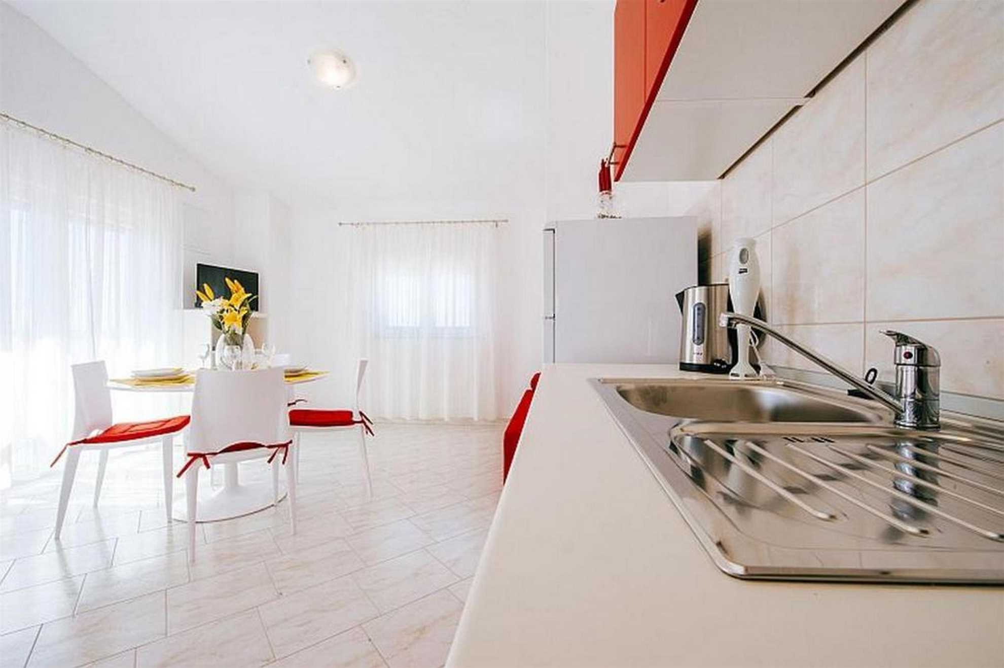 Comfortable apartment | for 4 persons | 750 m from beach