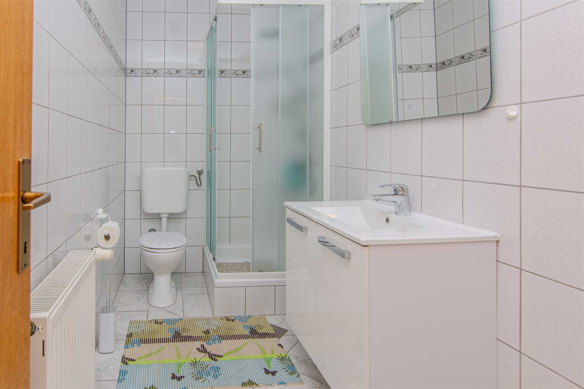 150m from the beach Jadro | For 2-4 persons | In the center of the island of Vir