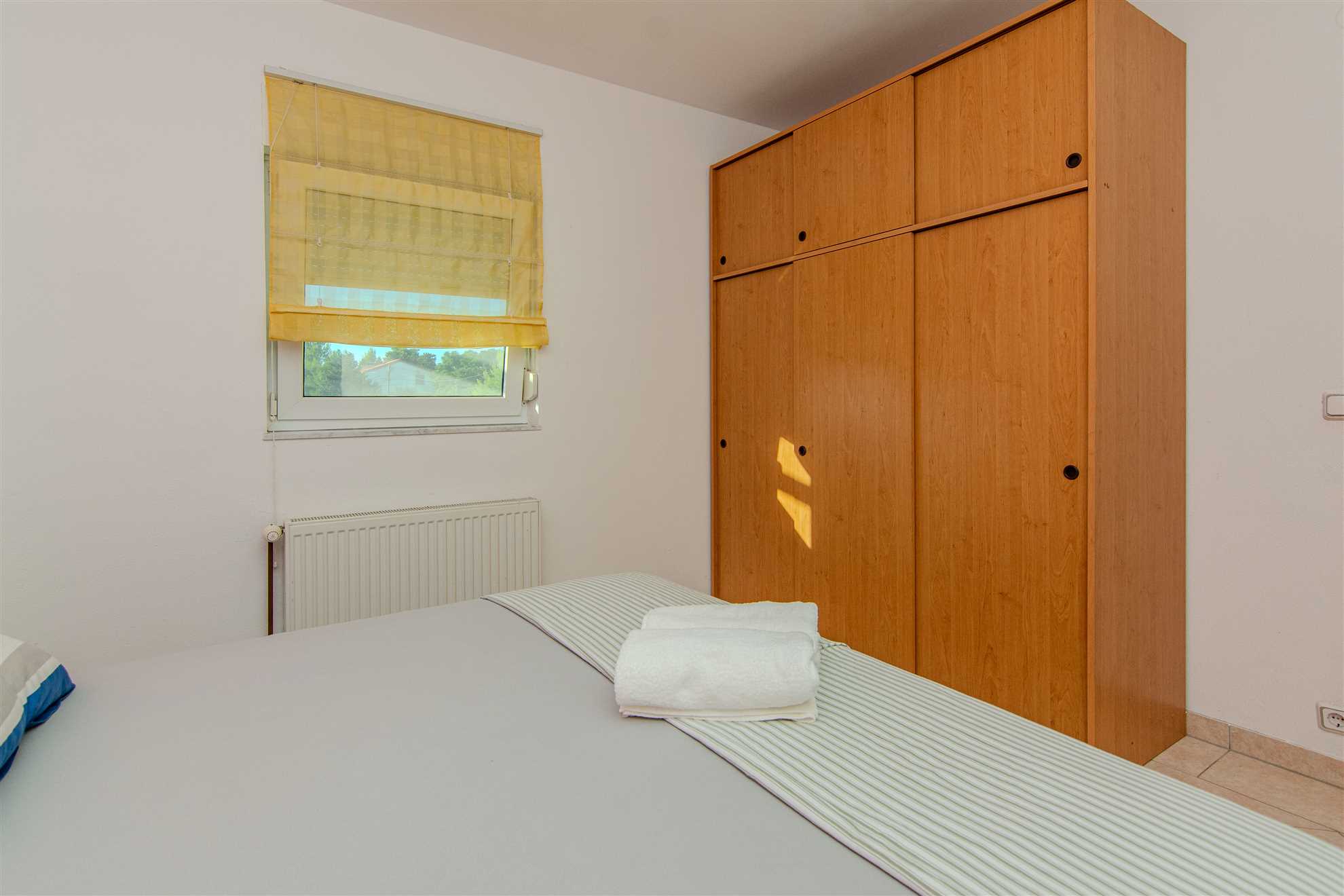 For 2-4 persons | In the center of the island of Vir | just 150m from Jadro beach