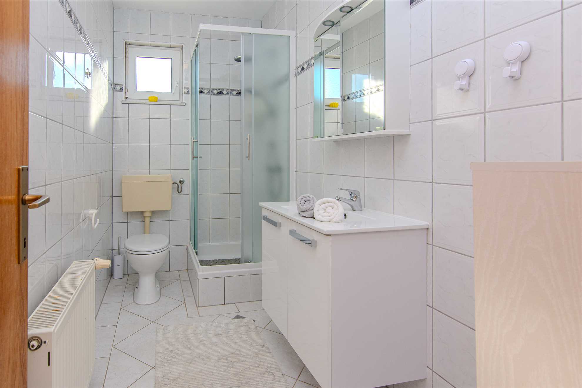 For 2-4 persons | In the center of the island of Vir | just 150m from Jadro beach