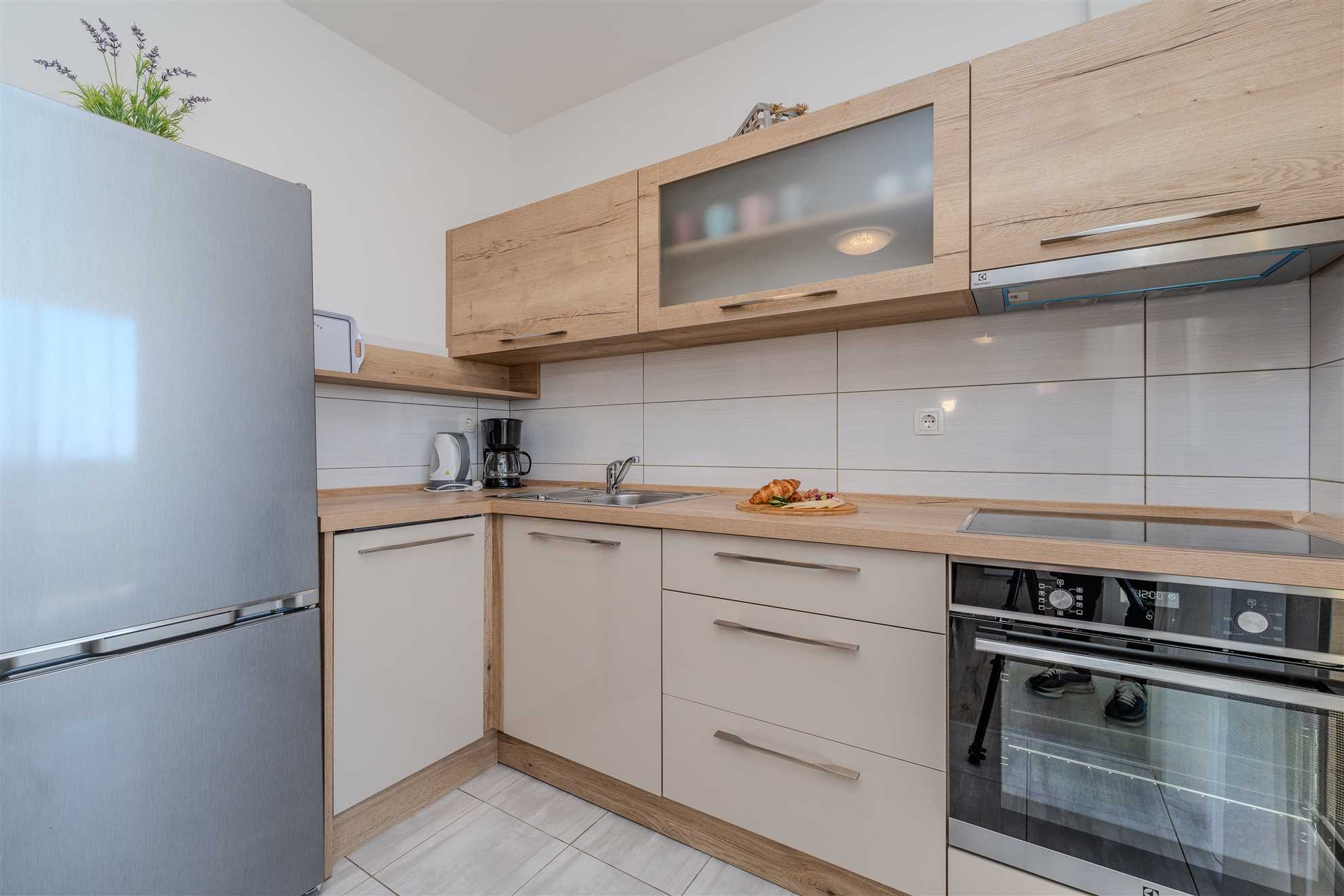 Holiday home | 8-10 persons | Fully equipped  | Partial sea view