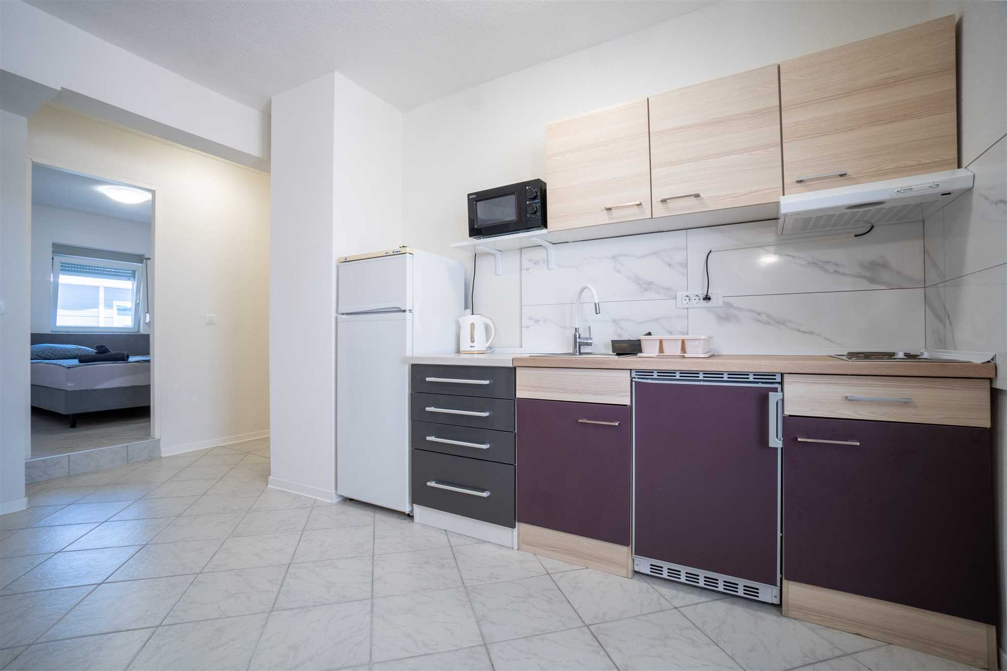 Apartment in a quiet area | For 4-5 persons | 30 m from beach  | Air conditioning, internet, SAT TV