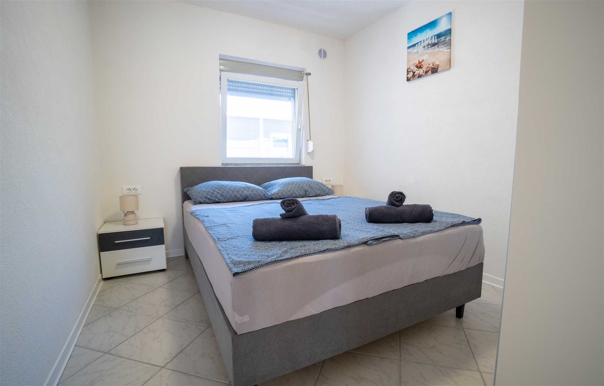 Apartment in a quiet area | For 4-5 persons | 30 m from beach  | Air conditioning, internet, SAT TV