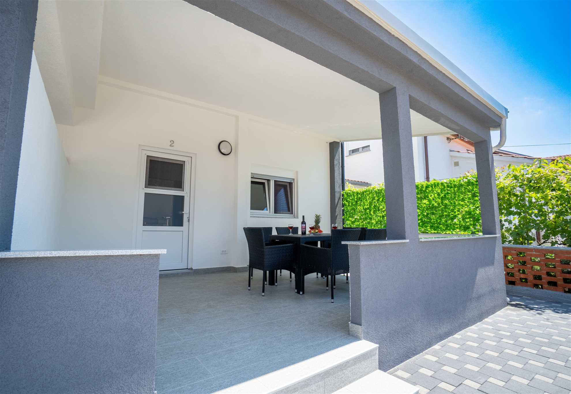 For 4-5 persons | Apartment in a quiet area | 30 m from beach