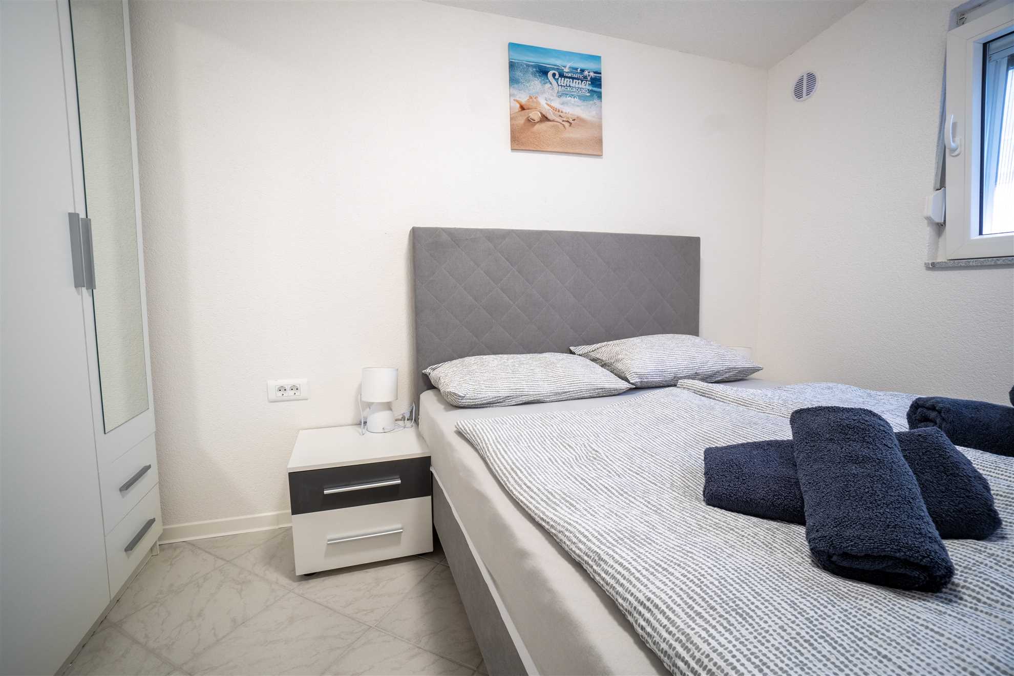 Comfortable apartment for 4 persons | 30 m from the sea | Air conditioning, internet, SAT TV, grill