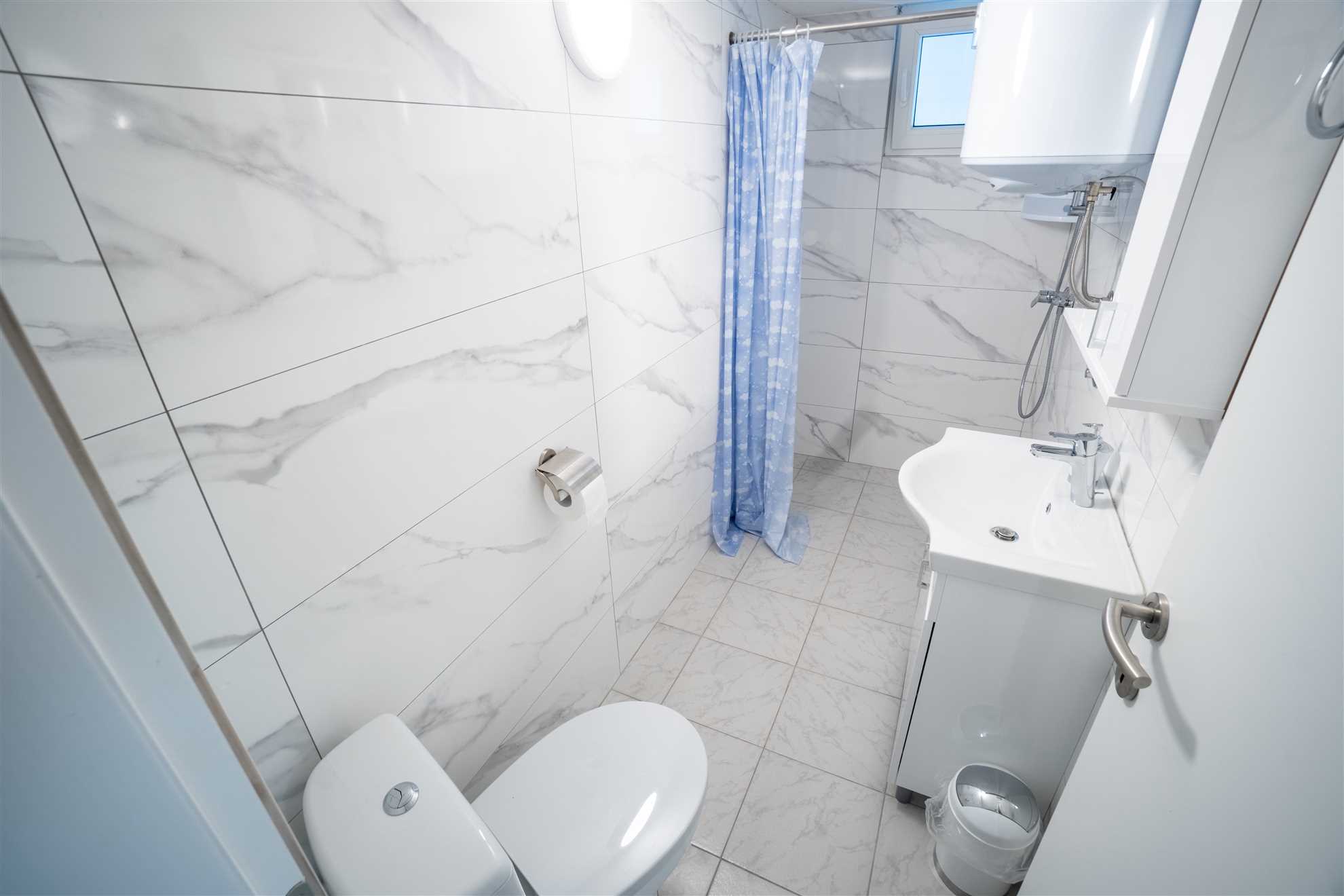 Comfortable apartment for 4 persons | 30 m from the sea | Air conditioning, internet, SAT TV, grill